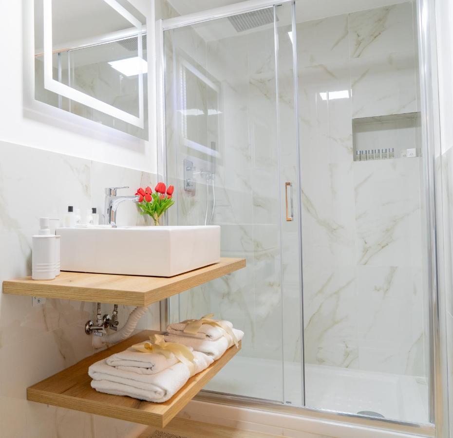 Reginella Duomo Apartment Νάπολη Εξωτερικό φωτογραφία