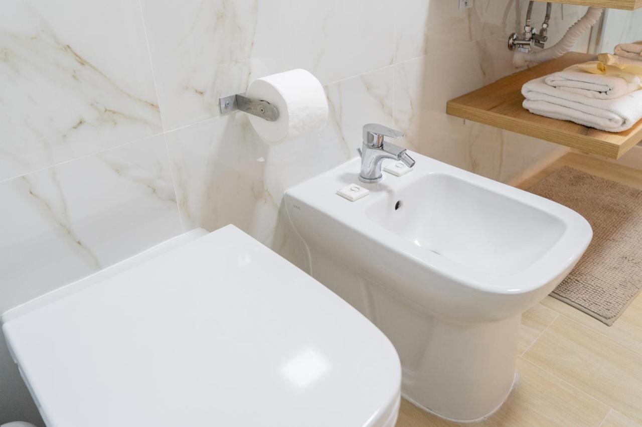 Reginella Duomo Apartment Νάπολη Εξωτερικό φωτογραφία